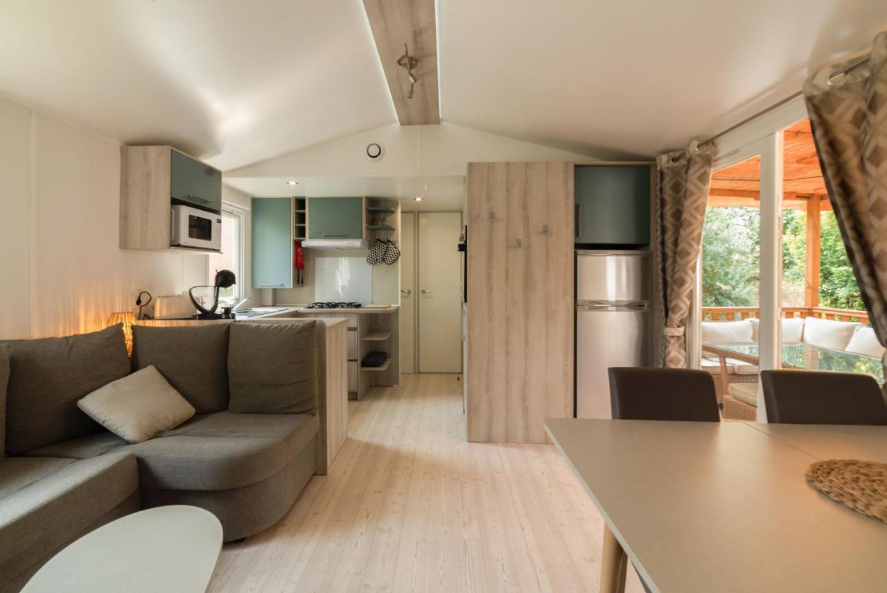 Mobil Home Les Pieds Dans L'Eau كانيه المظهر الخارجي الصورة